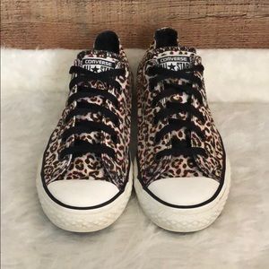 Converse size 5 in good used condition